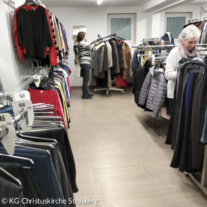 Kleidung aus dem Reißverschluss